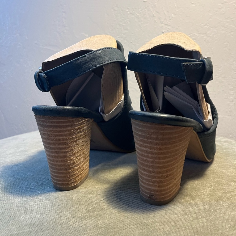 Sam Edelman Heels - Picture 5 of 7